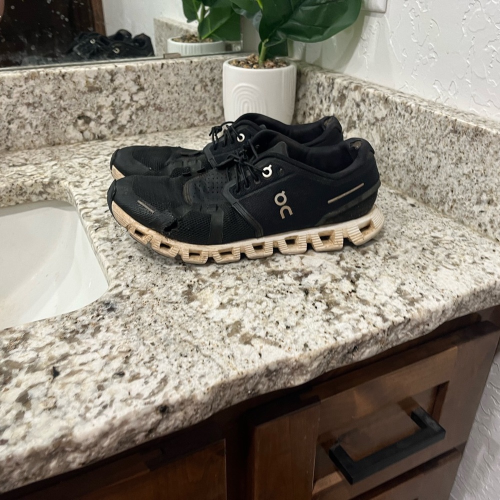 oncloud women’s running shoes